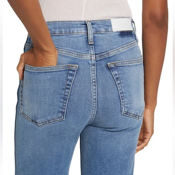 Re/Done 90’s High Rise loose jean in Rio Fade - Picture 8 of 9